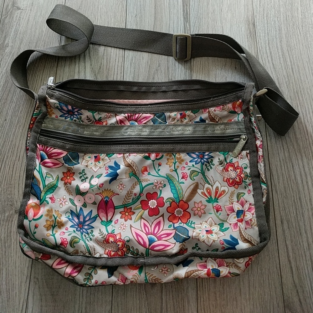Lesportsac purse, used, with makeup bag